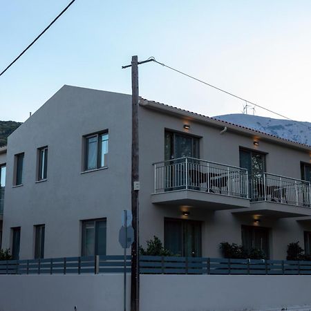 Nicole Studios Agia Efimia Exterior foto