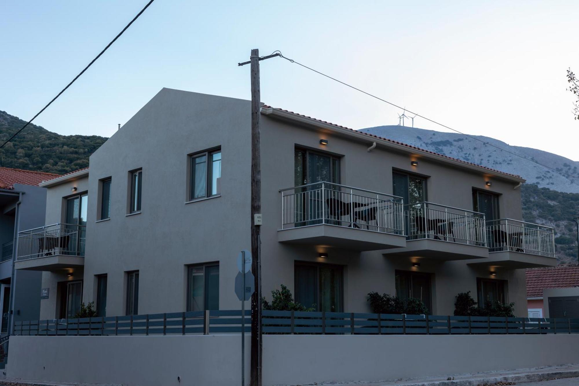Nicole Studios Agia Efimia Exterior foto